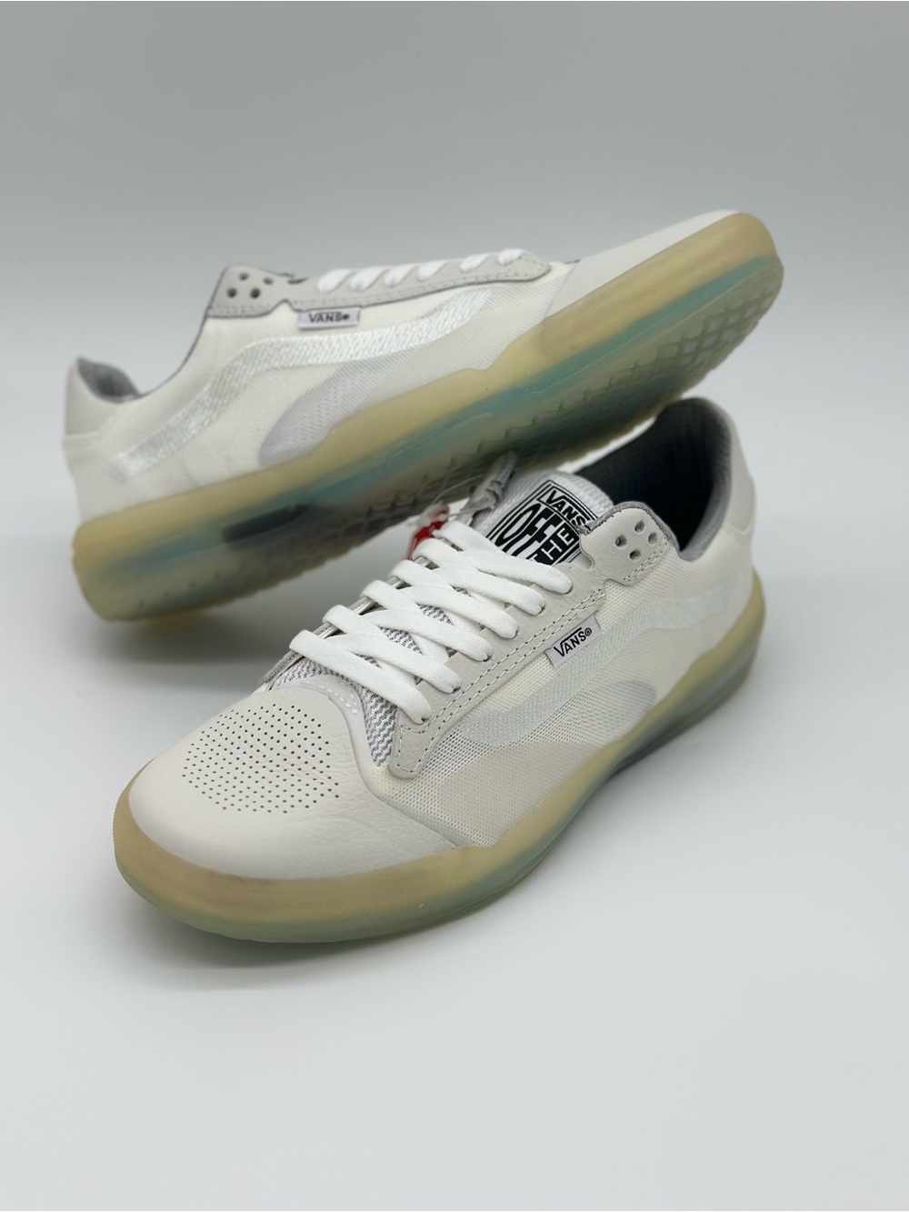 Vans Men’s White Low-Top Sneakers with Translucent Yellow Sole - Picture 10 of 11